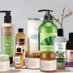 الدليل الكامل لمواد الملصقات ذاتية اللصق: التركيب والتطبيقات والاعتبارات الفنية